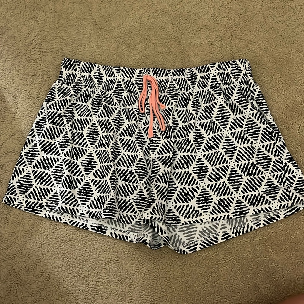 B&W PJ shorts